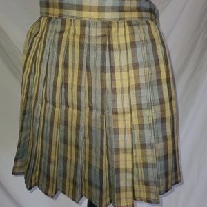 Pleated high school skirt